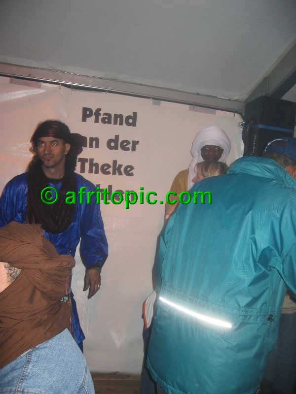 ../Images/afw2006c 644.jpg